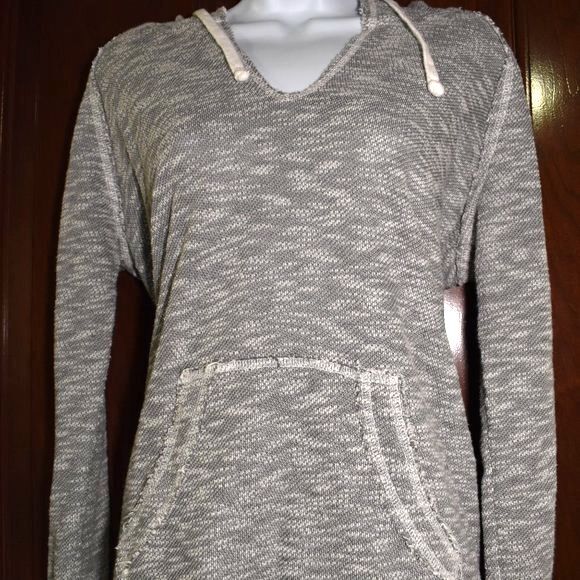SoulCycle Gray Baha Hoodie Size Medium - Picture 10 of 13